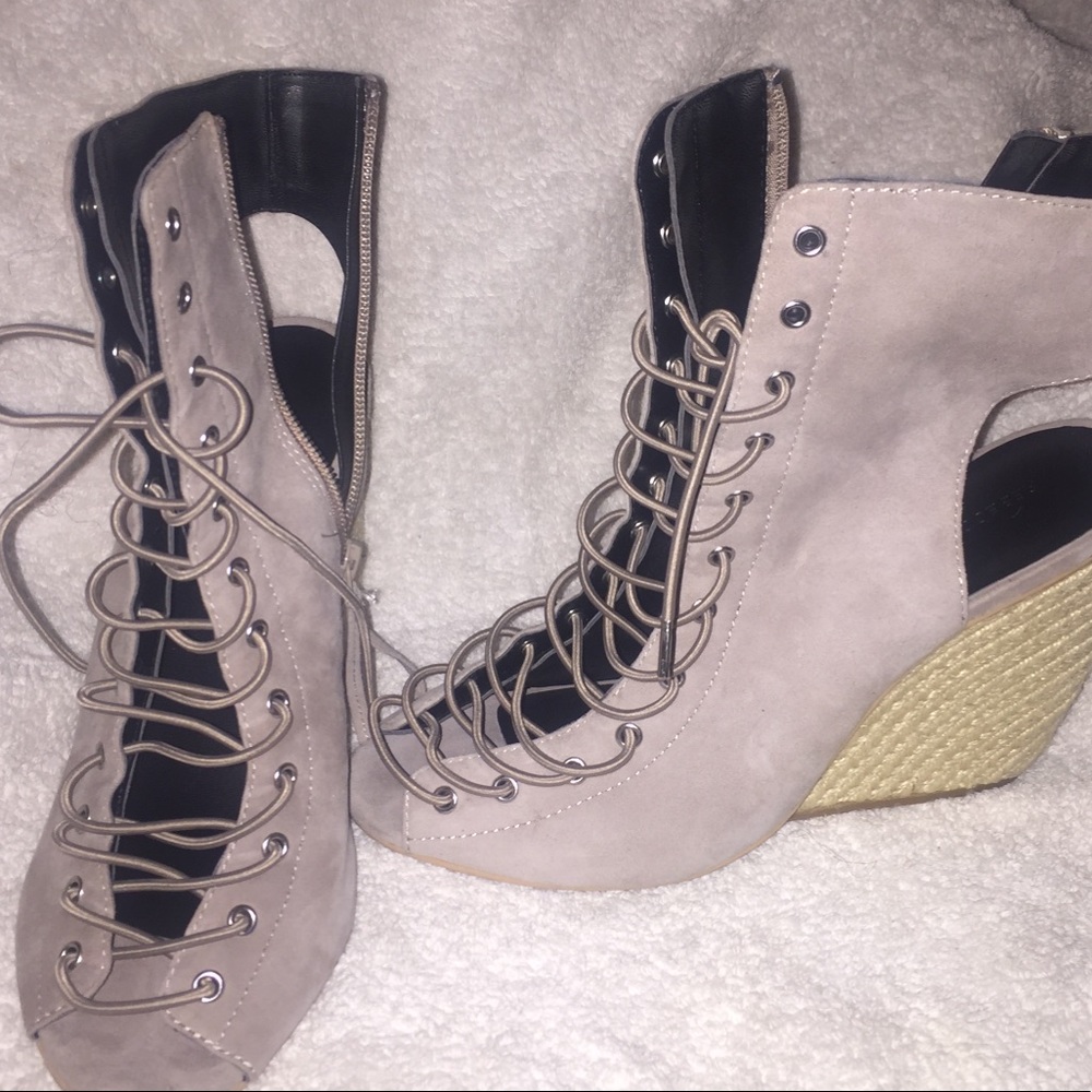 Rebecca Minkoff Elle wedge sandal